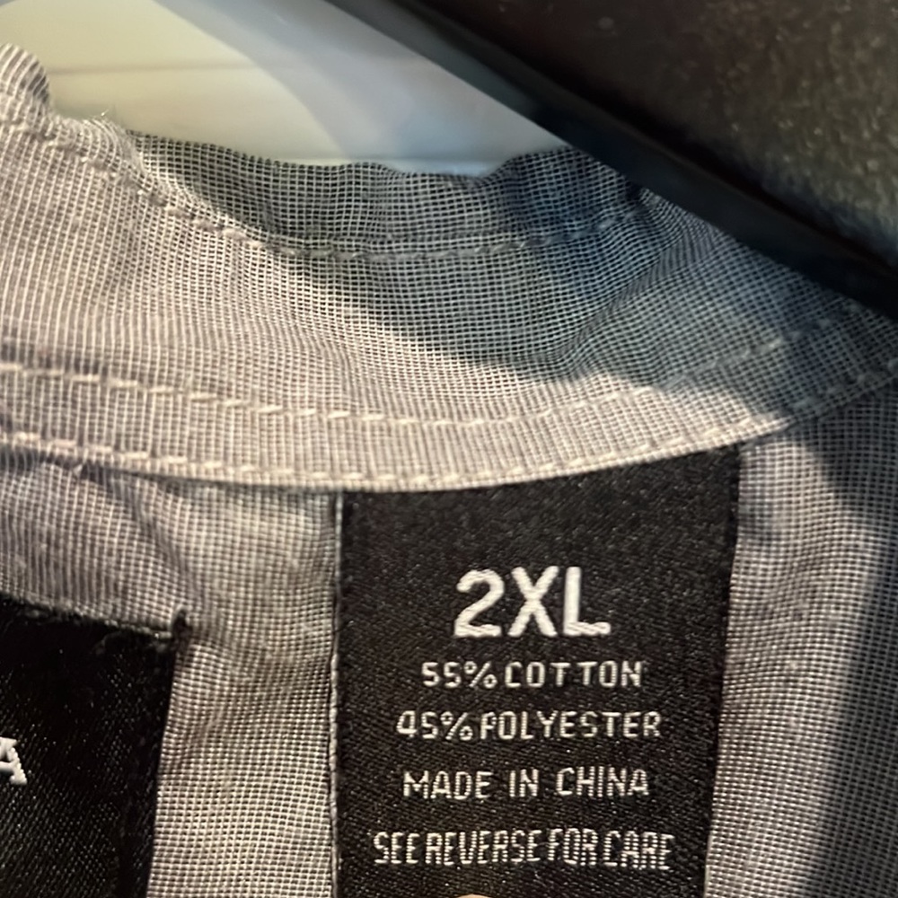 XXL - Picture 2 of 3